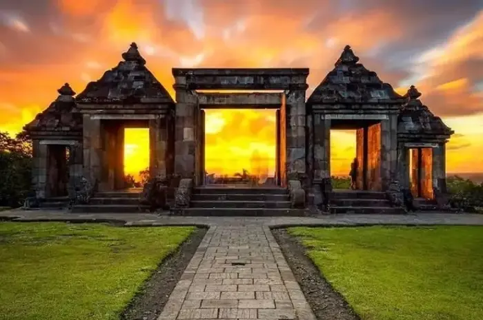 Ratu Boko Temple, A Historical and Exotic Tourist Attraction in Sleman, Jogja